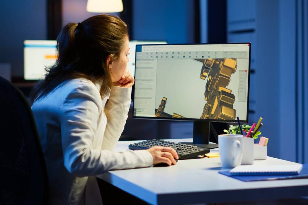 Grado en  Ingeniería Mecánica, Máster en Ingeniería Industrial